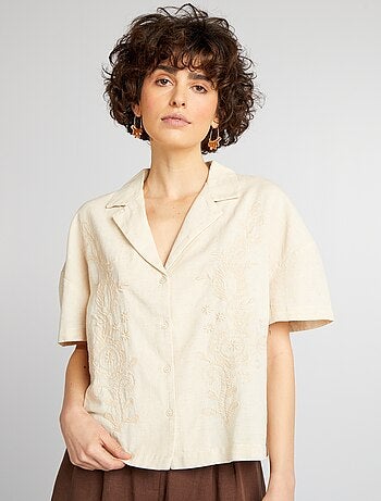 Chemisier en lin à broderies