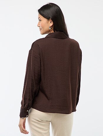 Chemisier fluide satinée avec boutons dorés