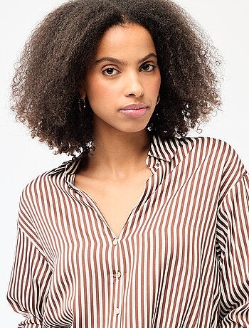 Chemisier manches longues en satin uni