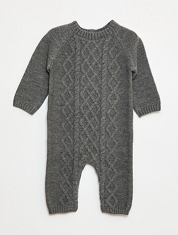 Combinaison longue en tricot boutonnée au dos