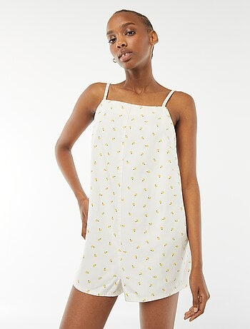 Combinaison short avec dos nu