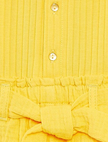 Combishort sans manches avec ceinture à nouer