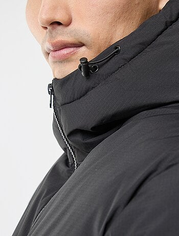 Doudoune longue à capuche unie