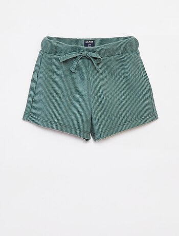 Ensemble court t-shirt + short + bob - 3 pièces