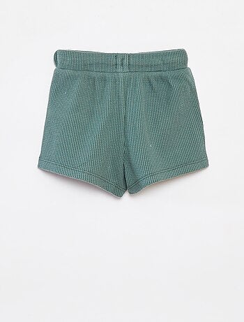 Ensemble court t-shirt + short + bob - 3 pièces