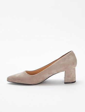 Escarpins en suédine avec talons carrés