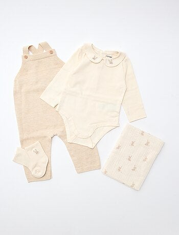 GIFTBOX salopette longue en tricot + body + lange double gaze + chaussettes