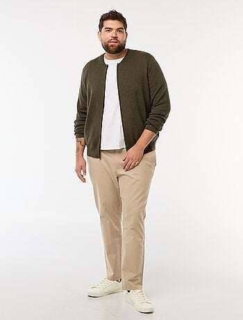 Gilet en maille tricot à ouverture zippée