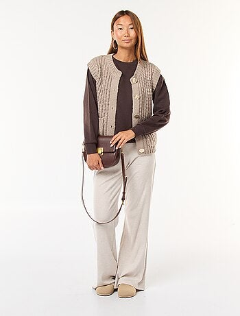 Gilet sans manches à ouverture boutonnée