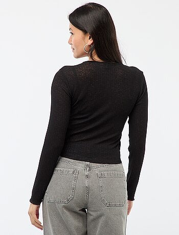 Haut en dentelle manches longues