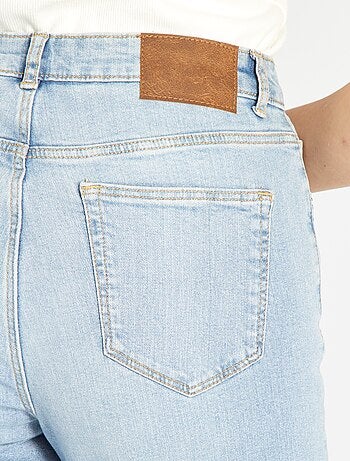 Jean regular taille haute - L28