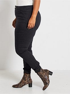 Jean slim 5 poches effet push-up L32 - Kiabi