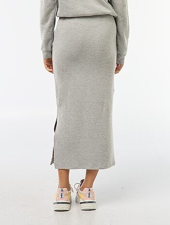 Jupe midi en maille doudou