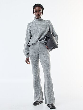 Legging côtelée en matière douce