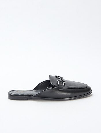 Mocassin détaillée à chaine