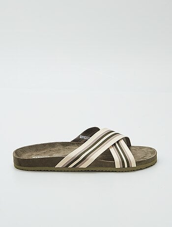 Mules avec brides croisées