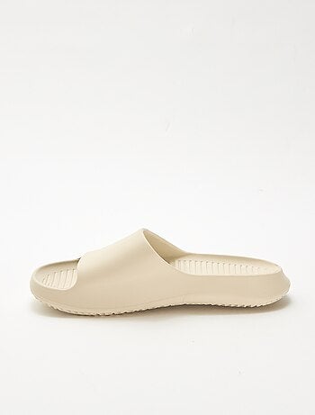 Mules de piscine compensées