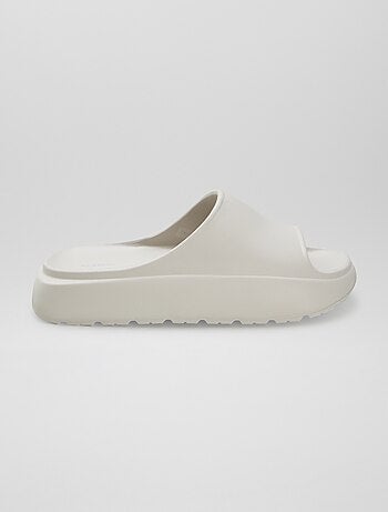 Mules piscine compensées