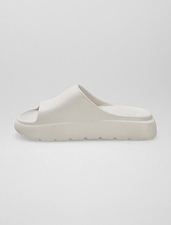 Mules piscine compensées