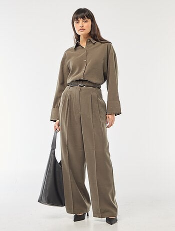 Pantalon à pinces avec ceinture intégrée