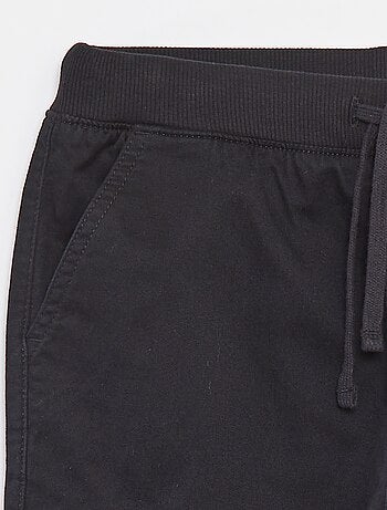 Pantalon avec poches et taille ajustable