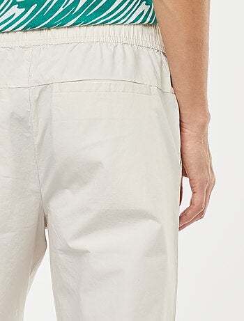 Pantalon droit à ceinture élastiquée