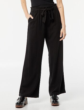 Pantalon droit avec ceinture à nouer à la taille