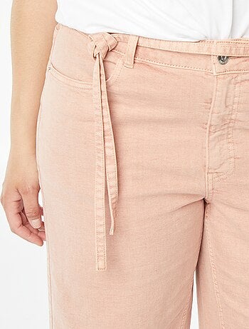 Pantalon en twill avec fine ceinture à nouer