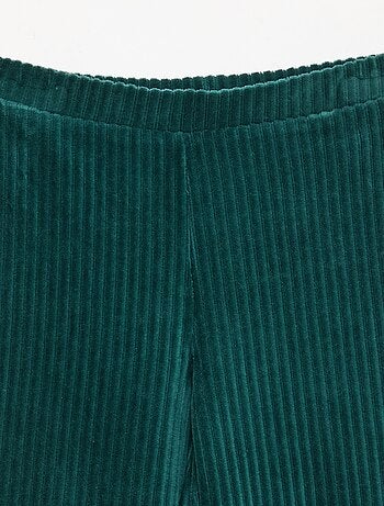 Pantalon flare en velours côtelé