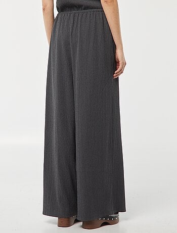 Pantalon large en maille plissée