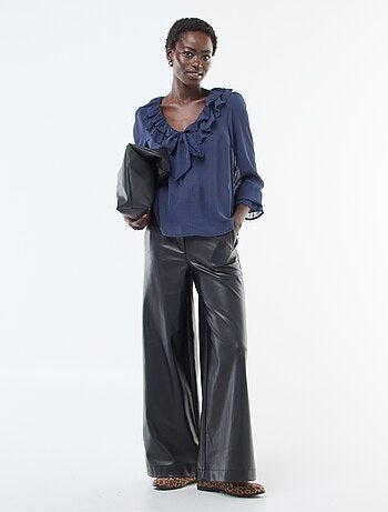 Pantalon large en simili lisse