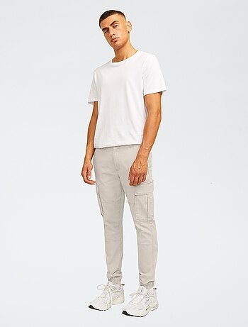 Pantalon slim grandes poches
