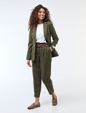 Pantalon uni coupe carotte