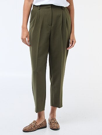 Pantalon uni coupe carotte