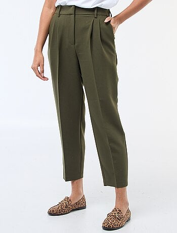 Pantalon uni coupe carotte