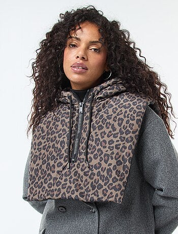 Plastron à capuche col zippé