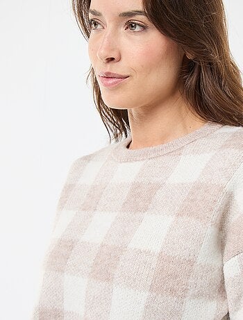 Pull à carreaux en matière douce