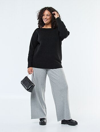 Pull avec boutons fantaisies à l'épaule