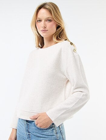 Pull avec boutons fantaisies dorés à l'épaule