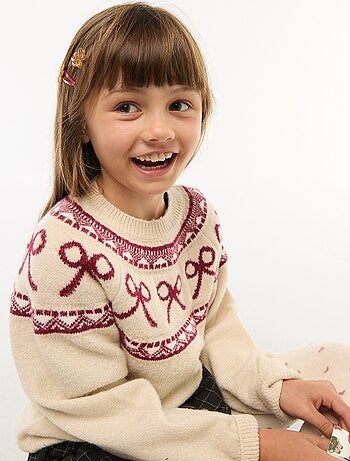 Pull col rond avec motif de noeuds