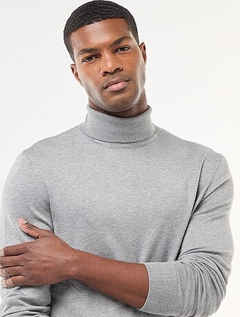 Pull col roulé uni