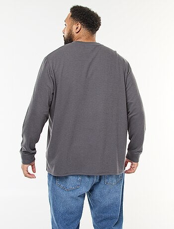 Pull en maille côtelée et col rond