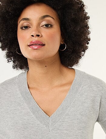 Pull en maille fine col V