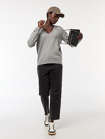 Pull en maille fine col V