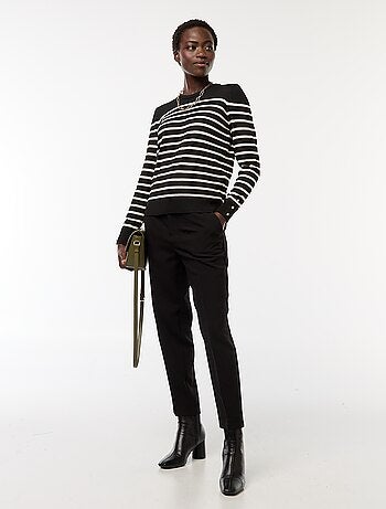 Pull en maille léger col rond