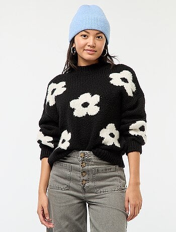 Pull épais fleurs brodées