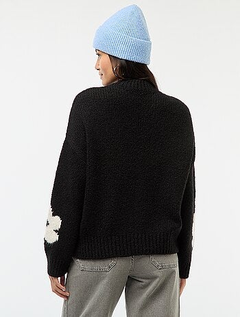 Pull épais fleurs brodées