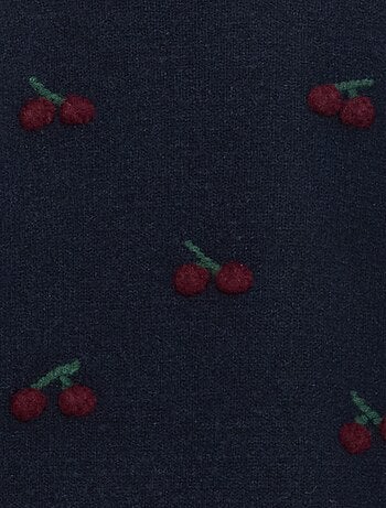 Pull imitation lainage avec broderies 'cerises'