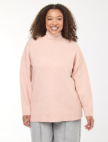 Pull montant avec fente bijou au dos