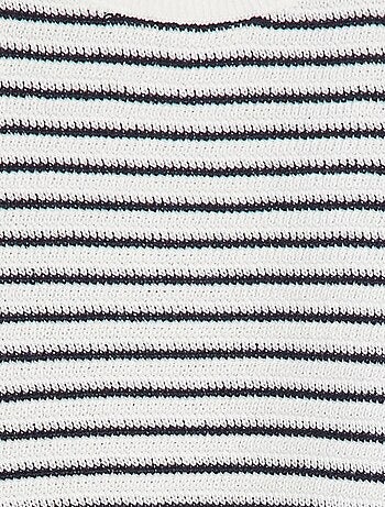 Pull rayé avec ouverture boutonnée au dos